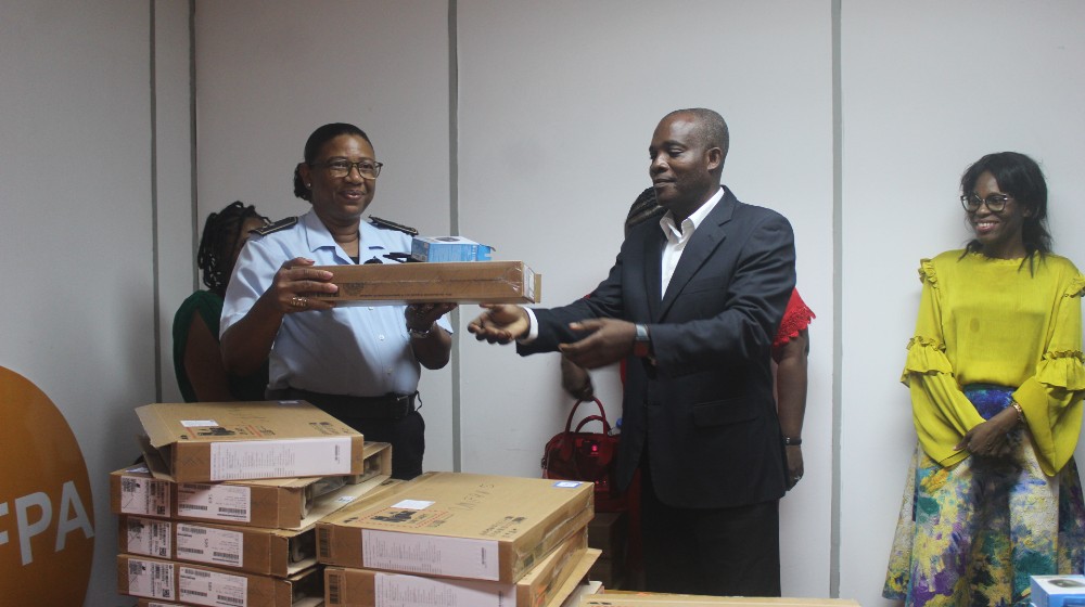 UNFPA entrega portáteis a Polícia Nacional